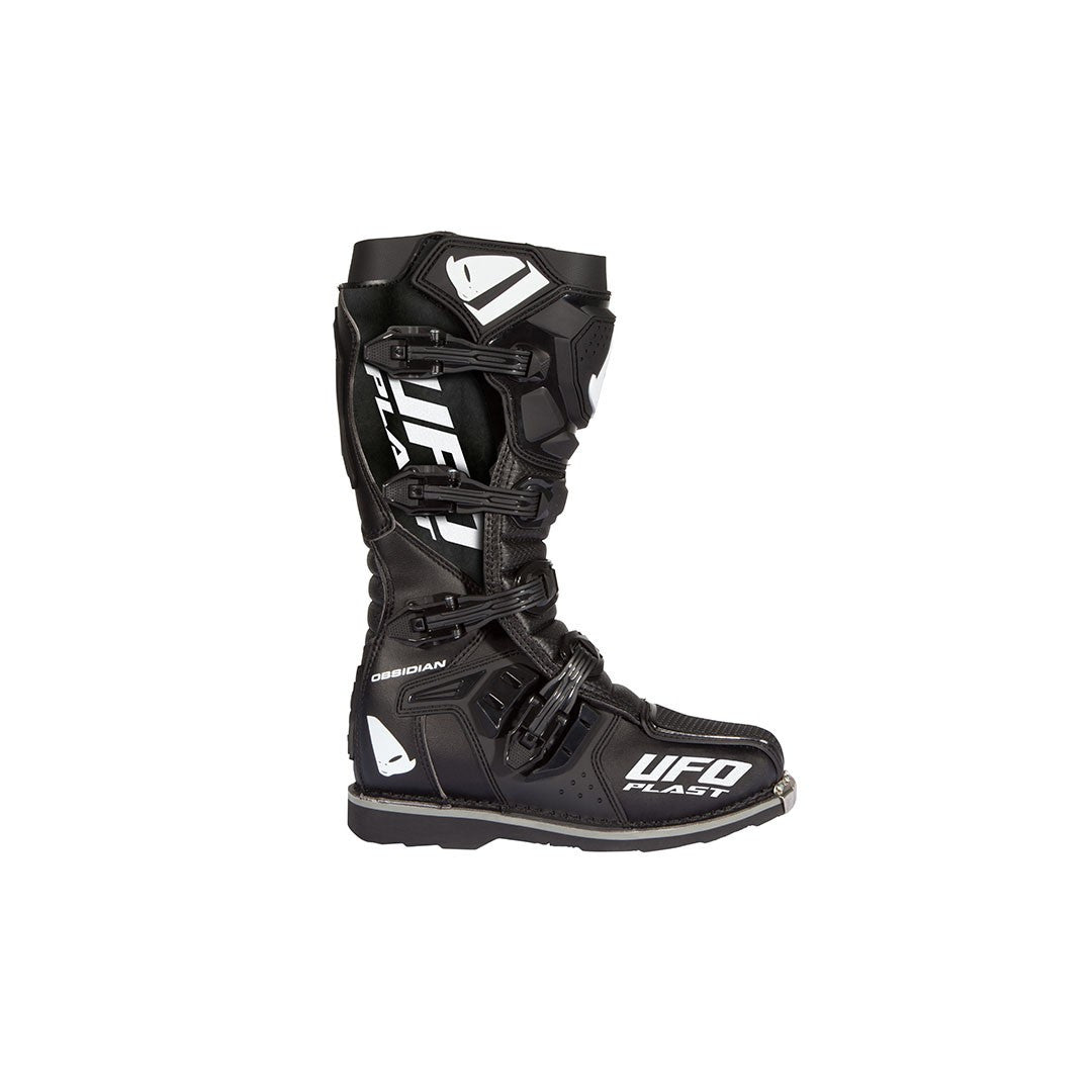 Bota Ufo Obsidian '23