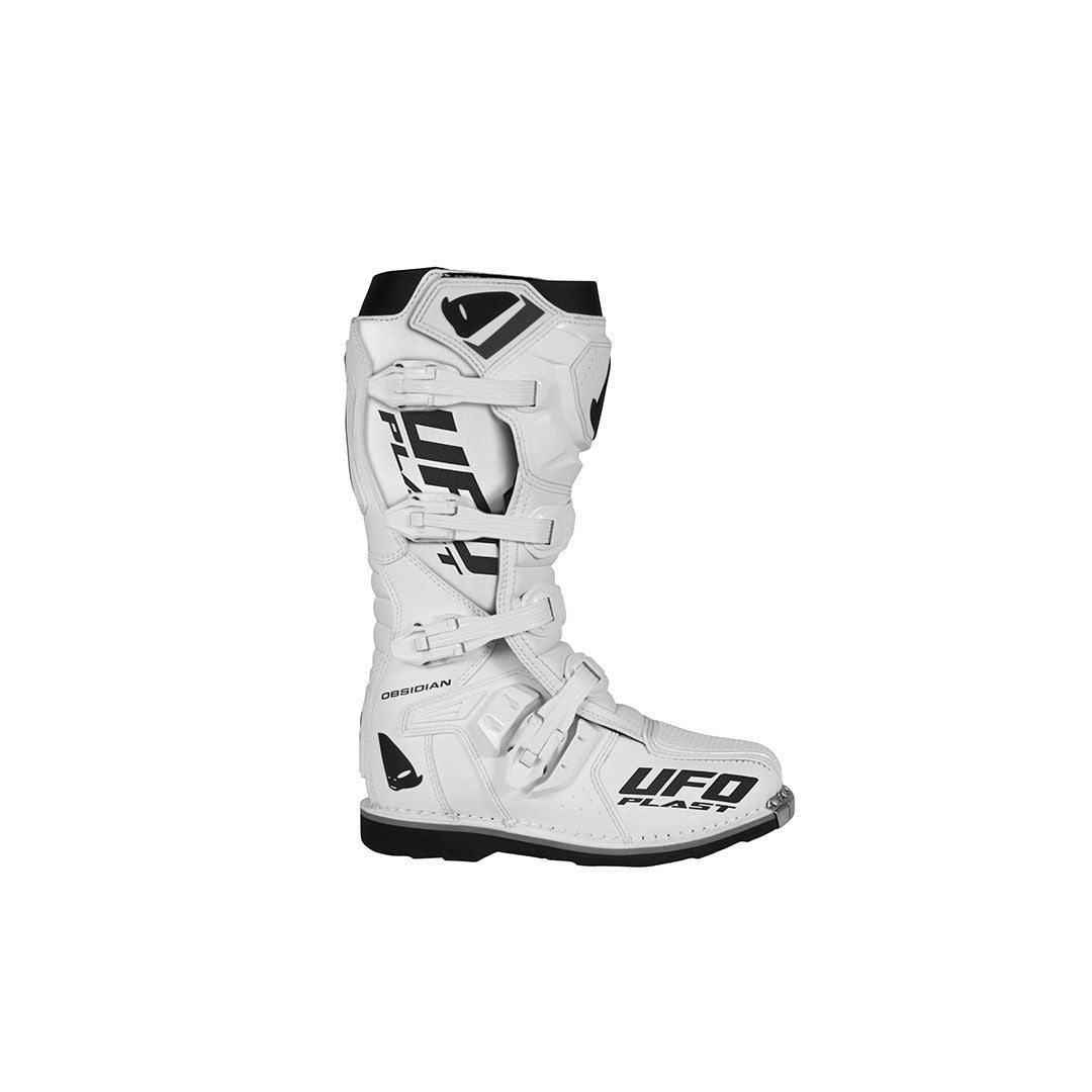 Bota Ufo Obsidian '23