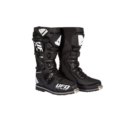 Bota Ufo Obsidian '23
