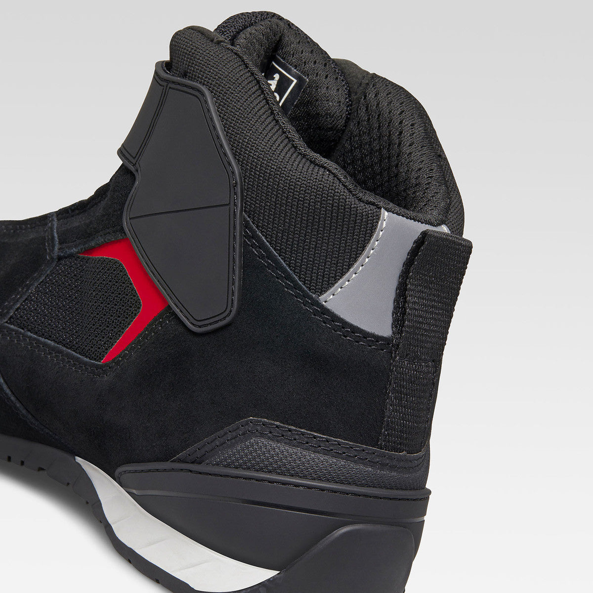 Botin Xpd X-Radical